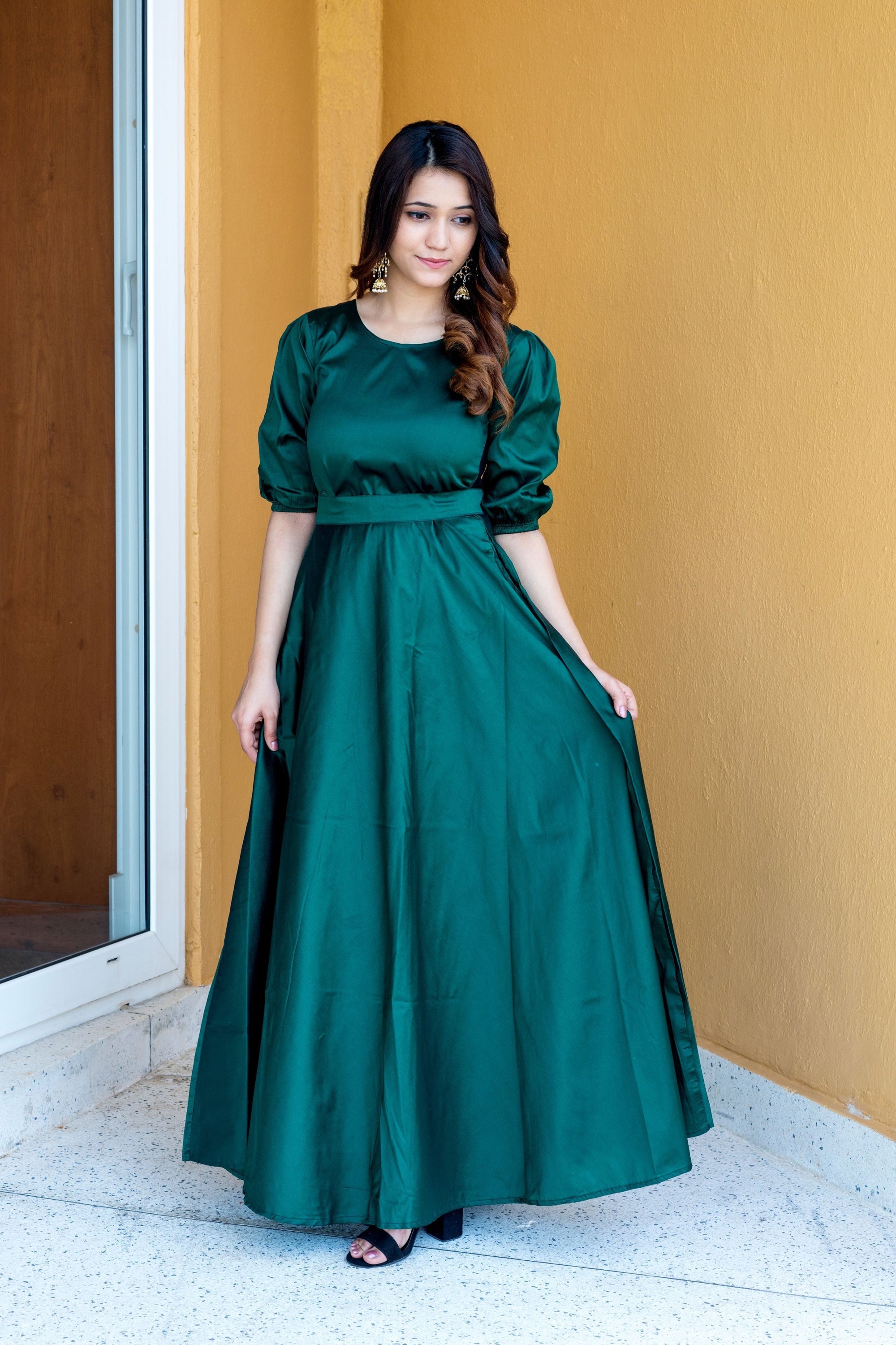 Women Green Tapeta Silk Solid Floor Length Maxi Dress- House of Saba