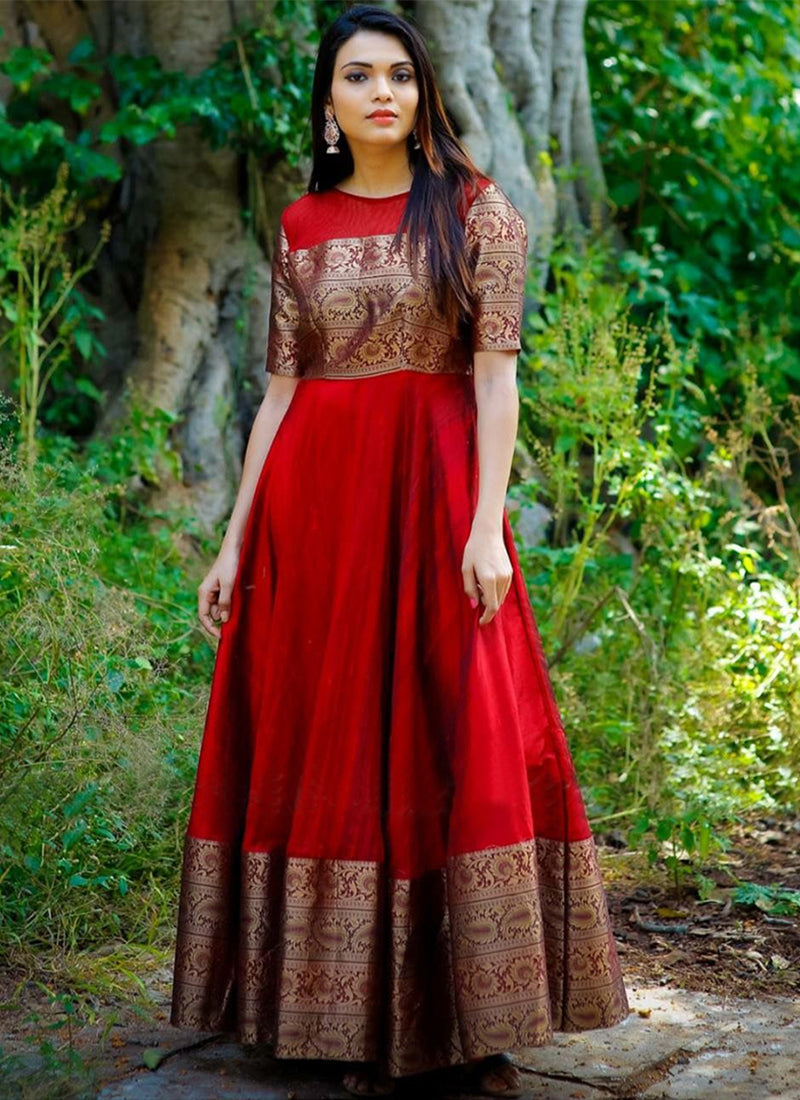 Pleasance Tomato Red Colored Festive Wear Weaving Jacquard Silk Gown-House of Saba